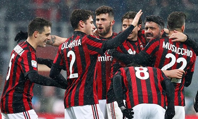 ميلان يقلب الطاولة على كومو ويحقق فوزًا ثمينًا في الدوري الإيطالي